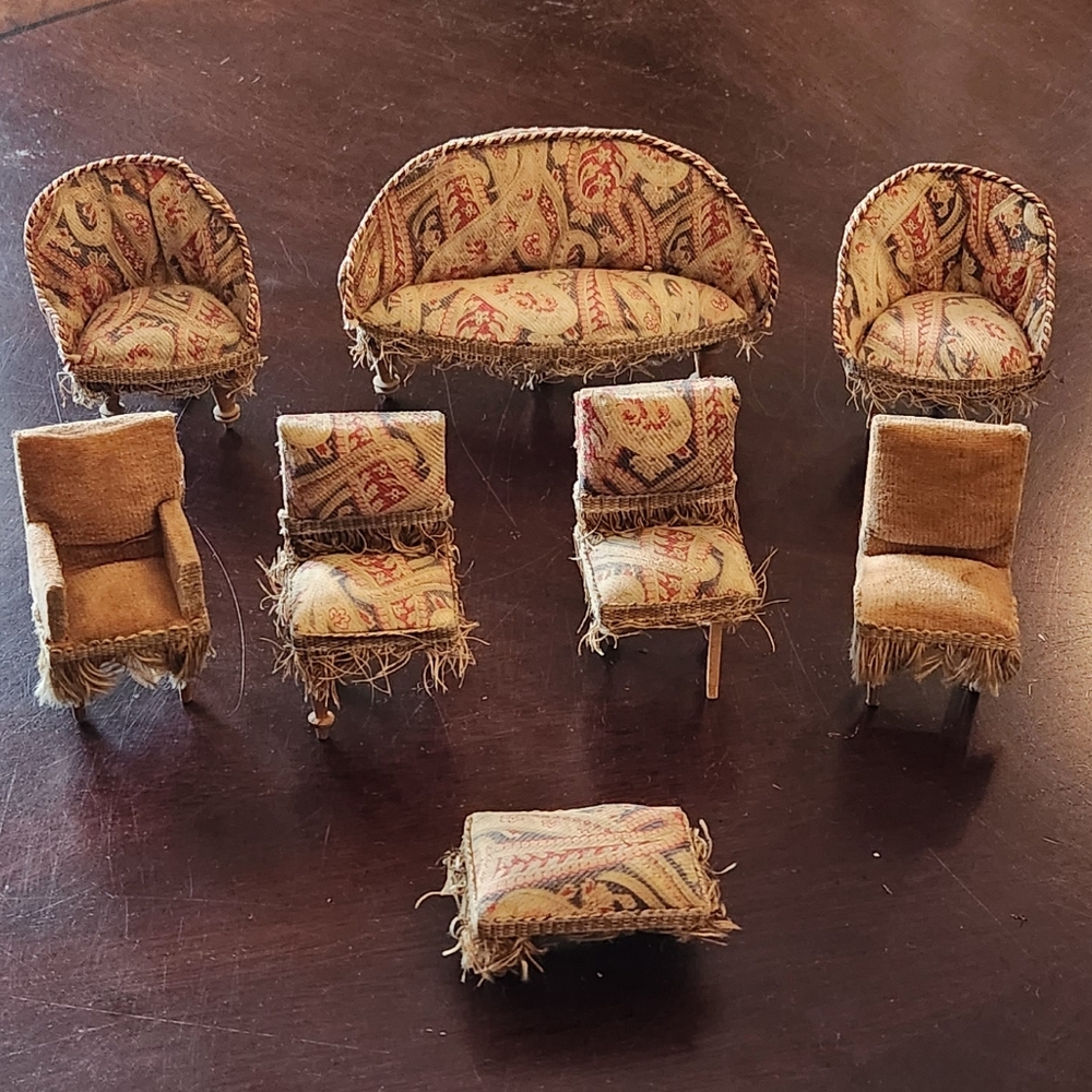 Antique Doll Furniture Parlor Suite